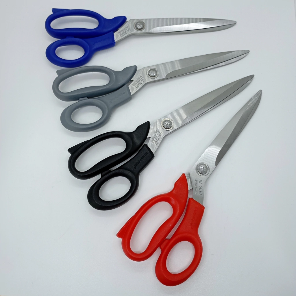 INFINITY Tijera Grande M/Plastico -300063